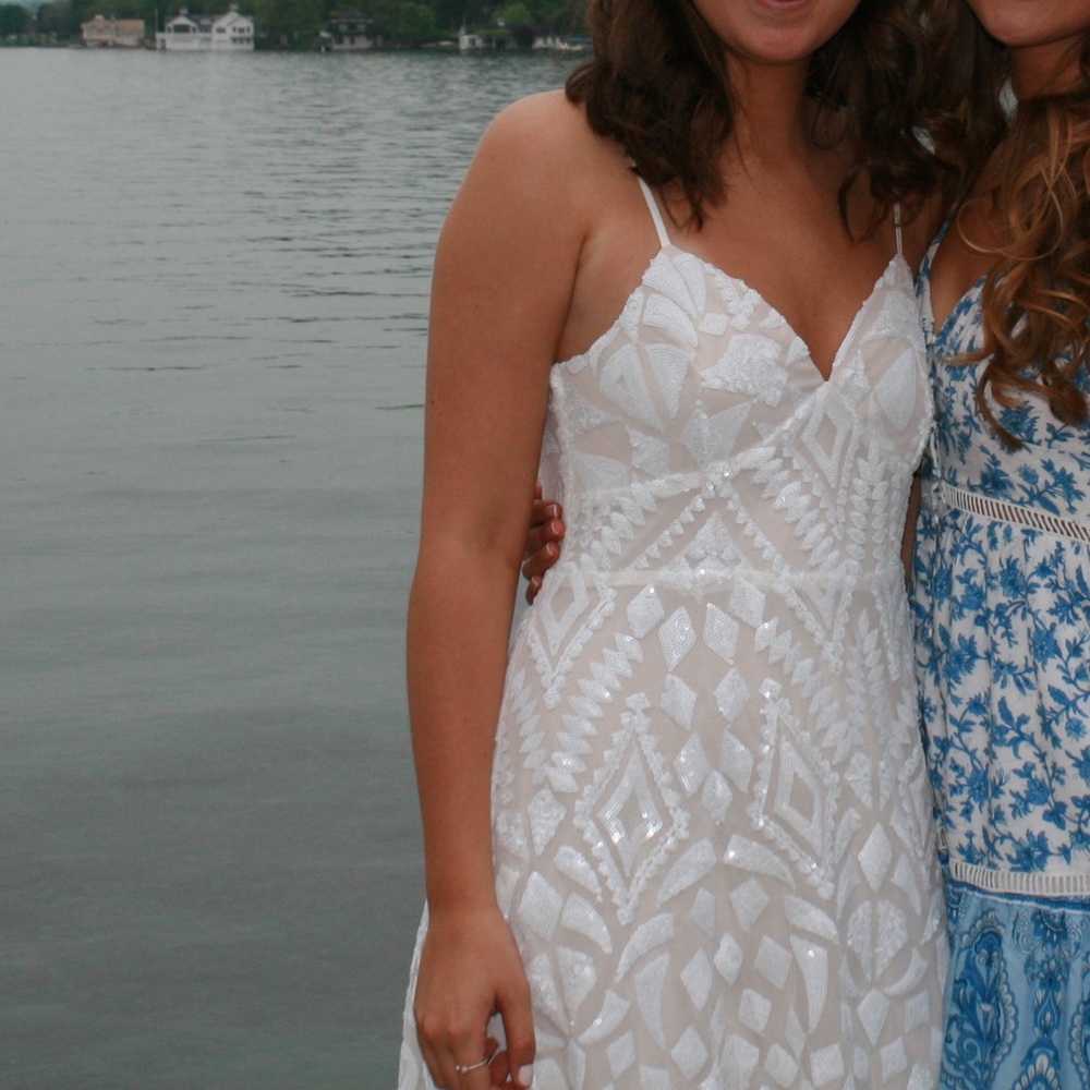 TIFF MINI DRESS IN WHITE